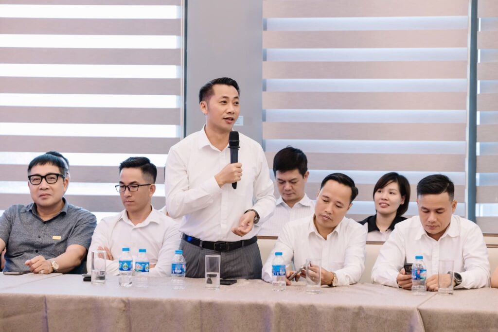 hoi-nghi-bch-hanoiba1